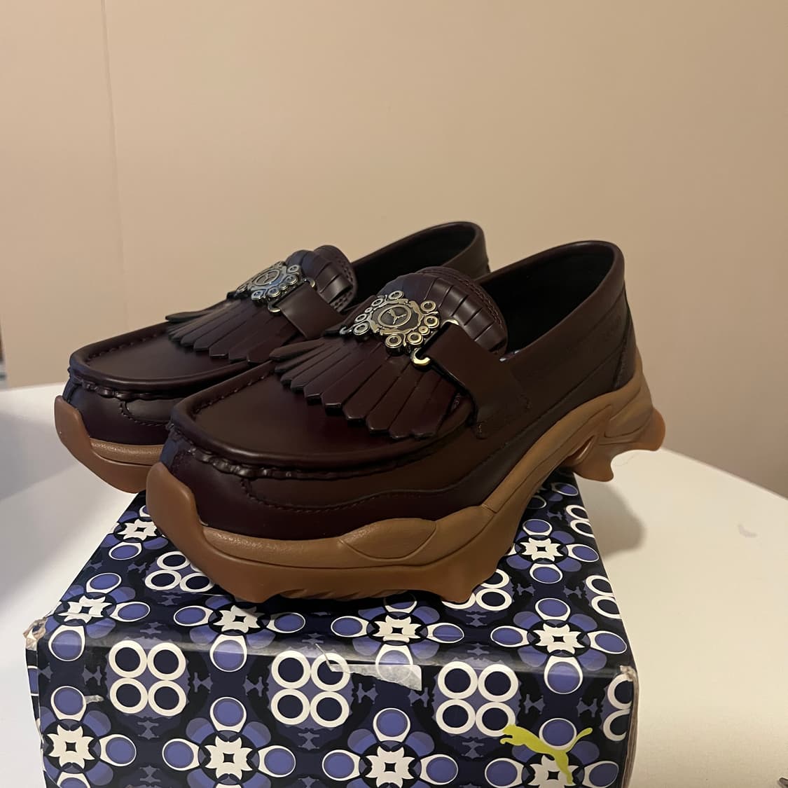 푸마x팔로모 나이트폭스 레더 로퍼 상품이미지1