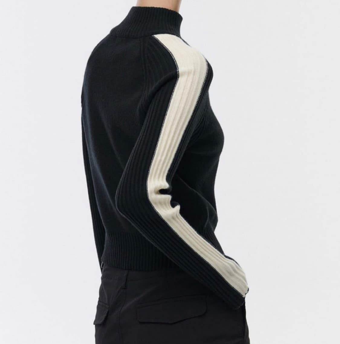 무신사 스탠다드 우먼즈 트랙 니트 집업 상품이미지4