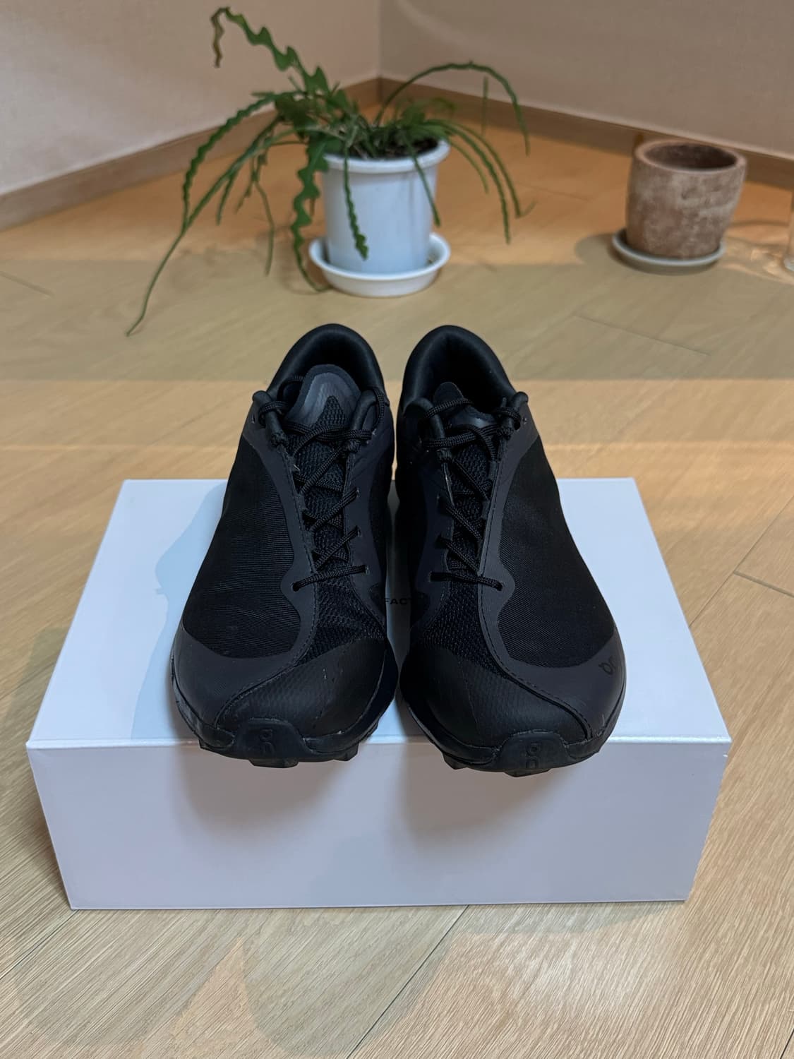 [250] 온러닝 파프 포스트 아카이브 팩션 클라우드벤쳐 피크 올 블랙 상품이미지1