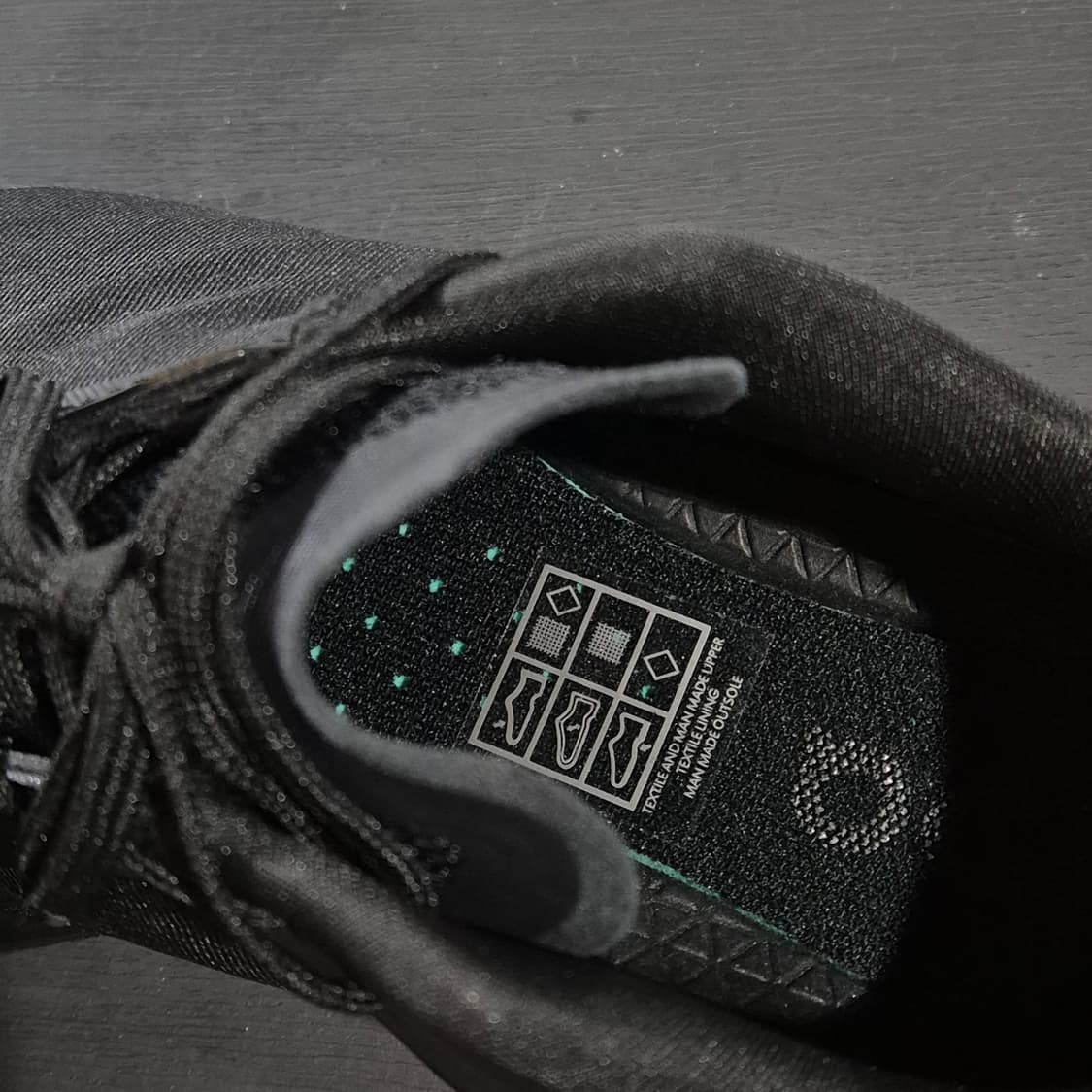 온러닝 X 포스트아카이브팩션 클라우드벤처 피크 225사이즈 상품이미지4