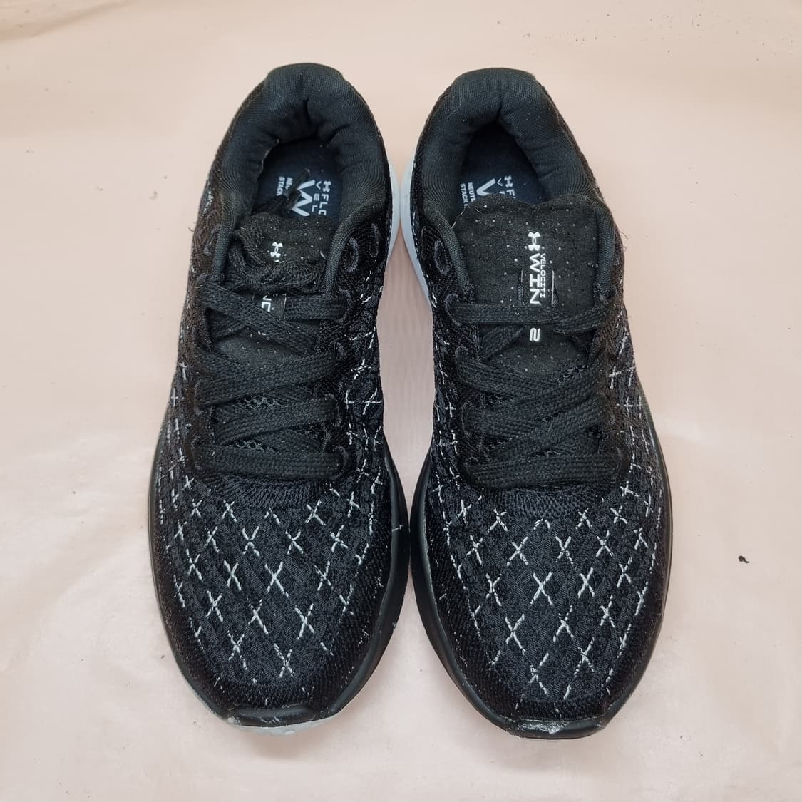 언더아머 플로우 벨로시티 운동화245  상품이미지2