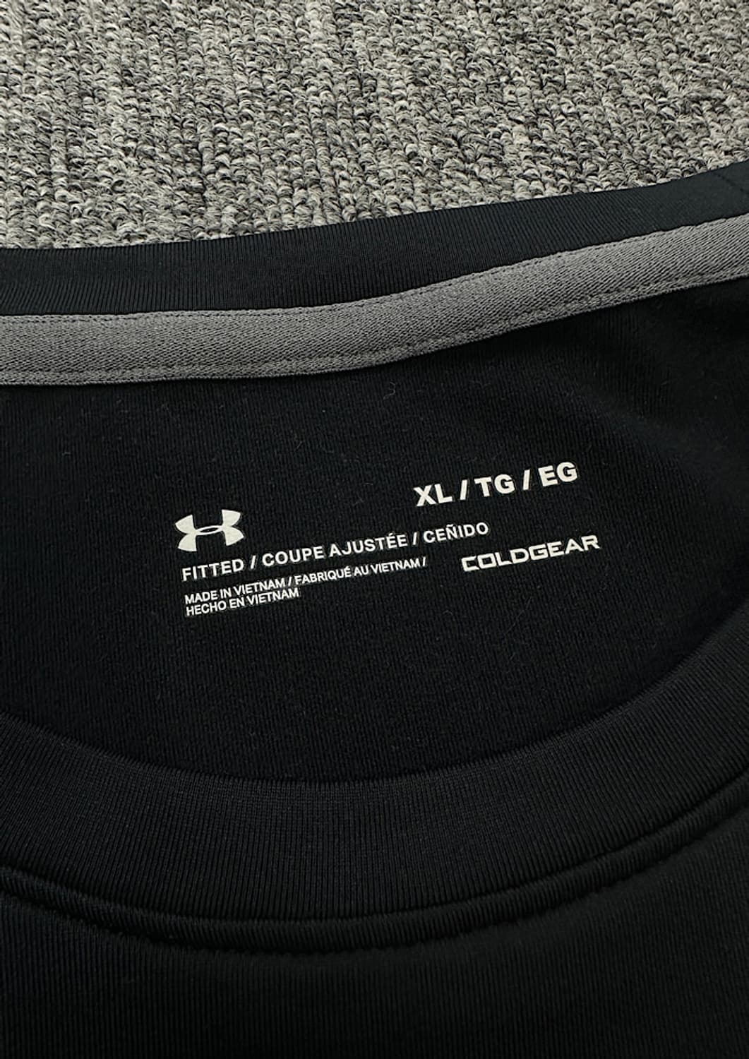 언더아머 기모 티셔츠 상품이미지2