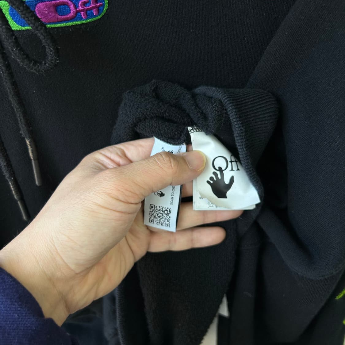 16644 - 오프화이트 위드 애로우 후드티 상품이미지4