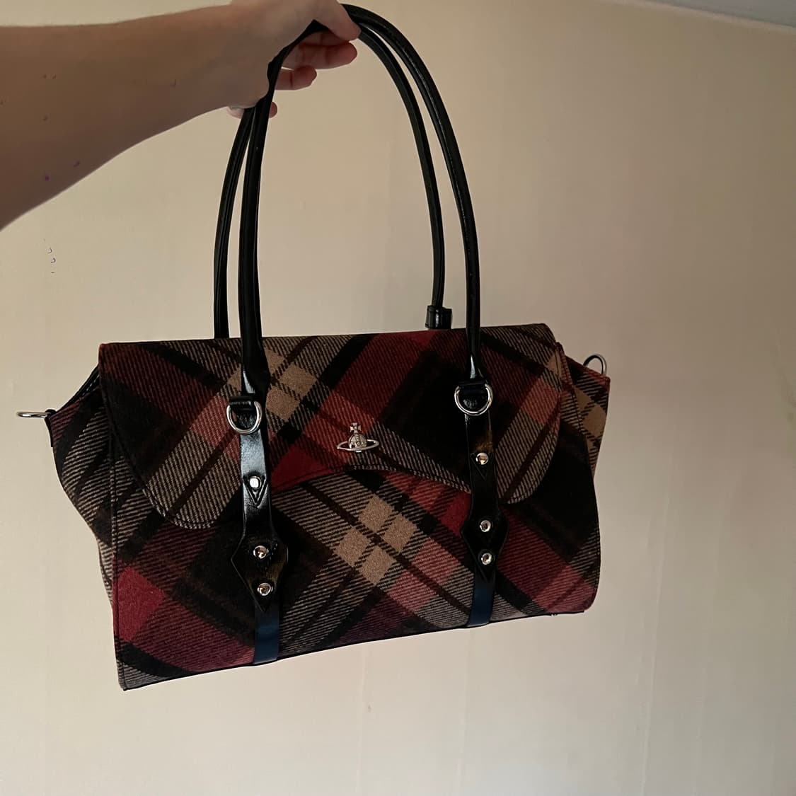 비비안웨스트우드 베티나 미디엄 해리스 트위드 핸드백 상품이미지2