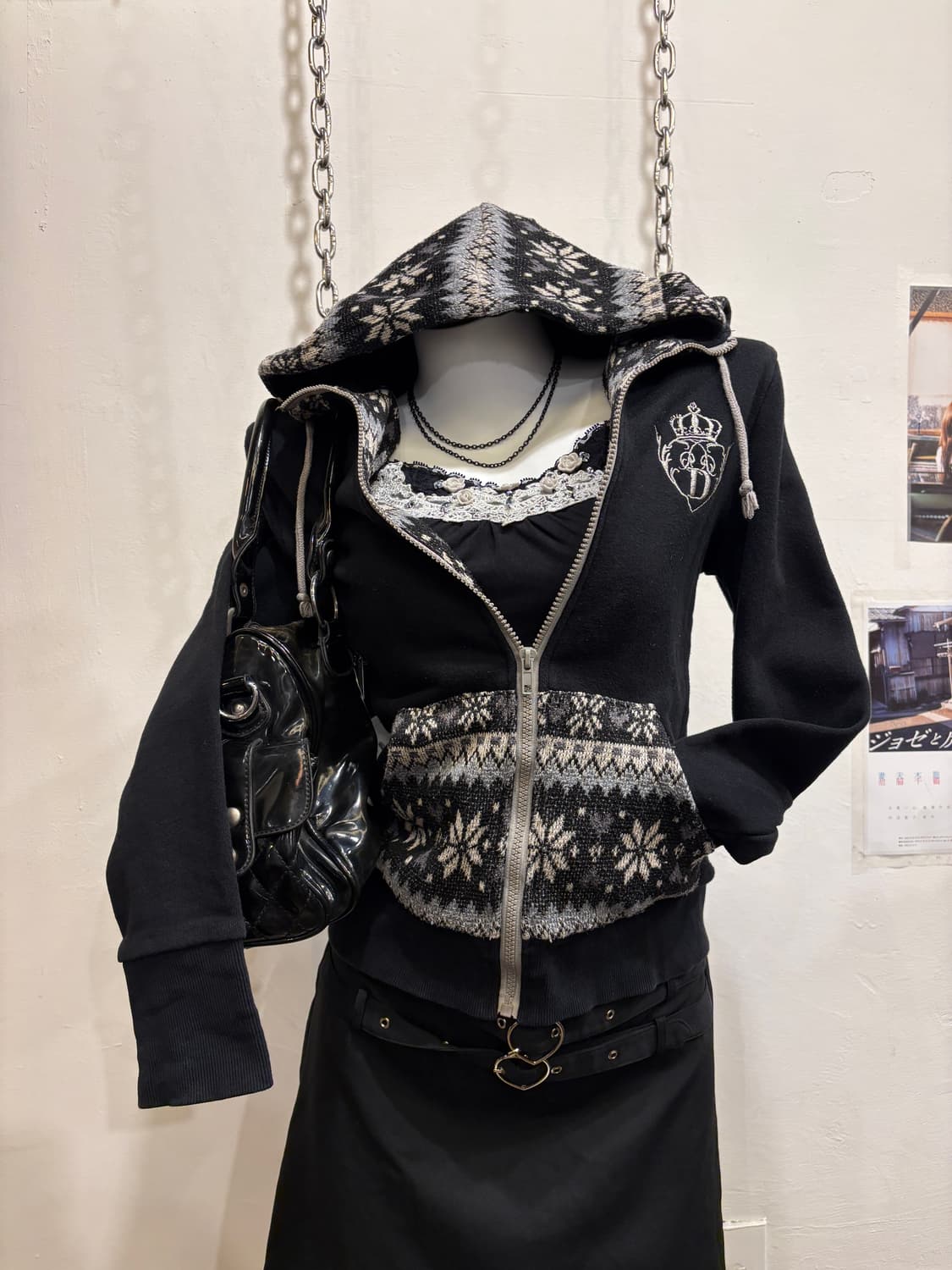 liz lisa doll 리즈리사돌 자수 니트 포켓 눈결정 후드집업 상품이미지1