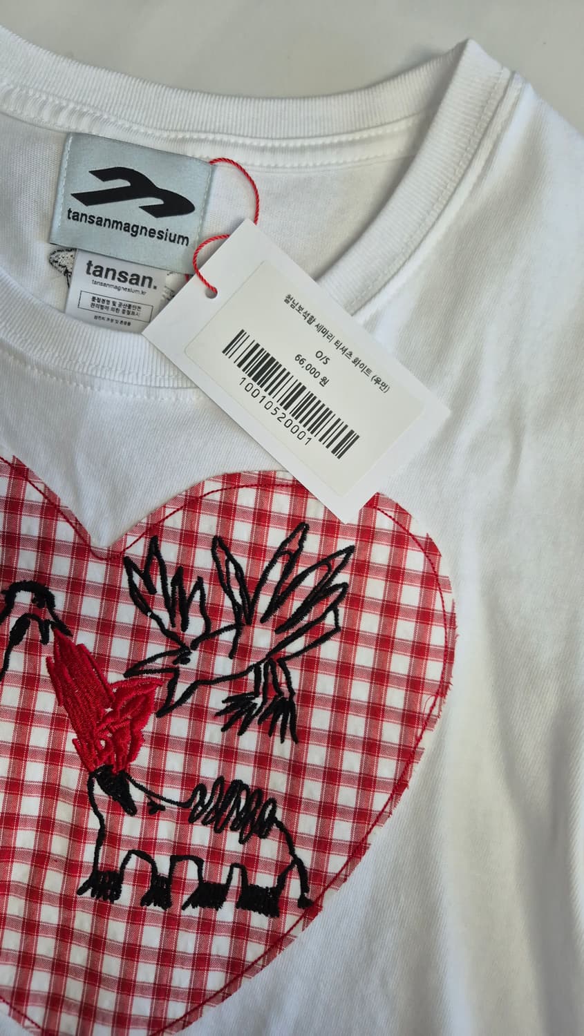 탄산마그네슘 철님보석함 세마리 화이트 티셔츠 (우먼) 상품이미지2