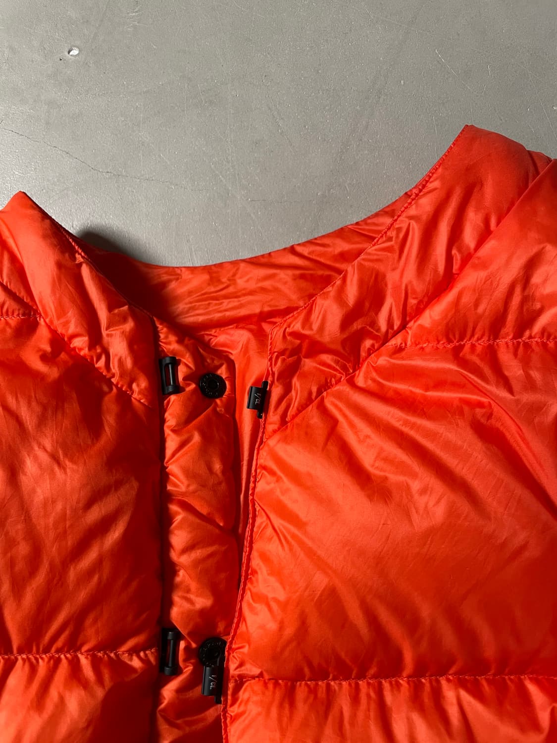 에프씨이 REVERSIBLE DOWN CARDIGAN 상품이미지3