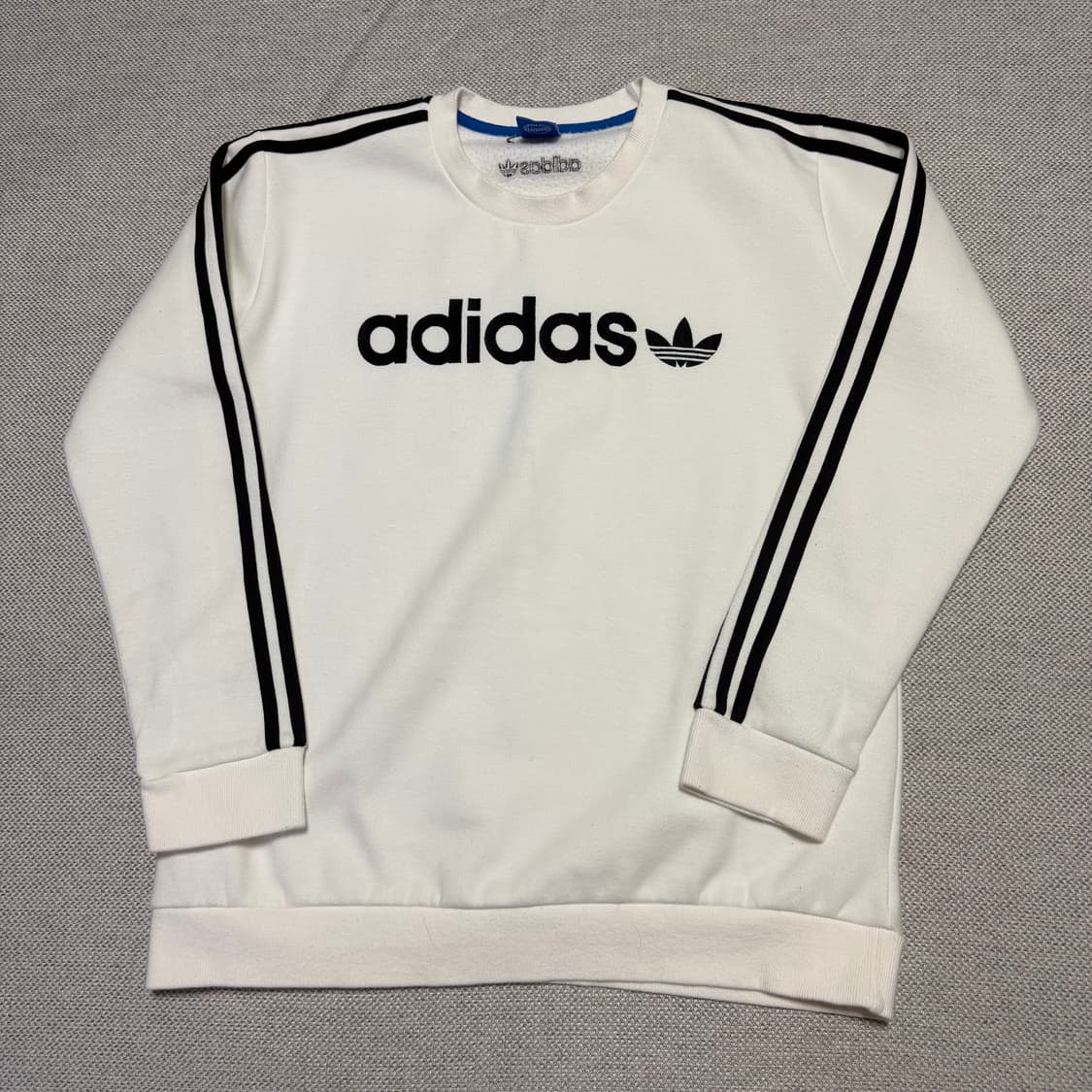 아디다스 오리지널 로고 맨투맨 상품이미지1