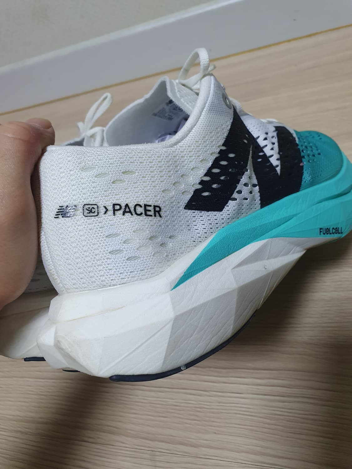 뉴발란스 퓨어셀 SC 페이서 v2 런닝화 300 상품이미지6