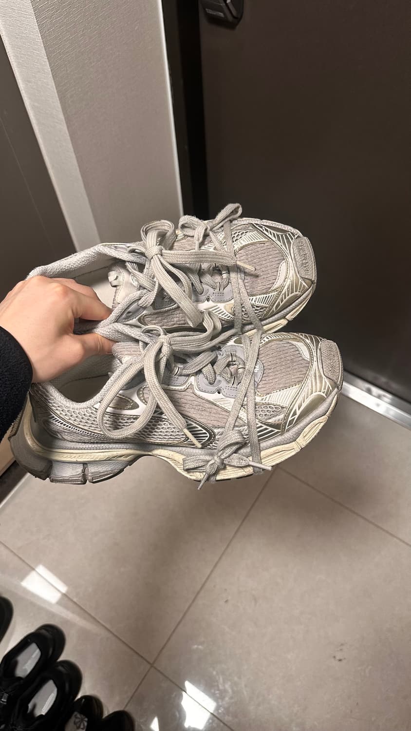 [42] 발렌시아가 3xl 에그쉘 상품이미지1