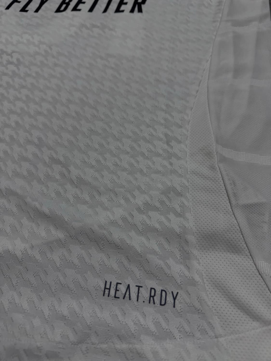 24-25 아디다스 레알 마드리드 홈 어센틱 유니폼 상품이미지7