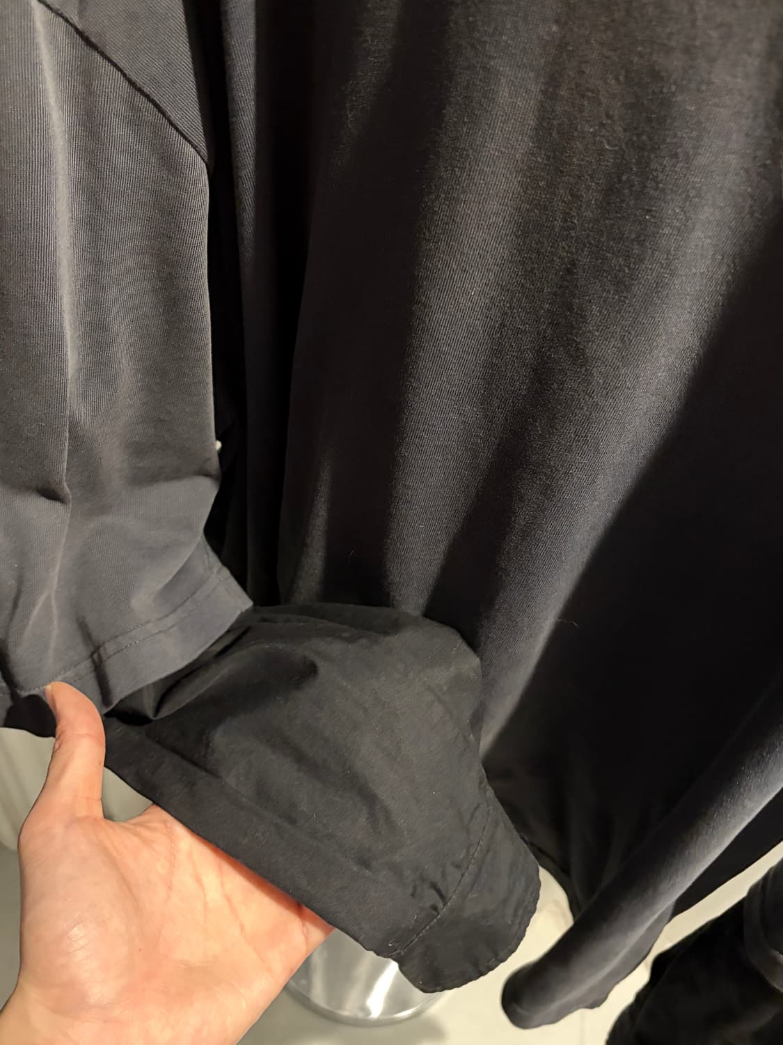 윌리 차바리아 레이어드 셔츠 슬리브 상품이미지3