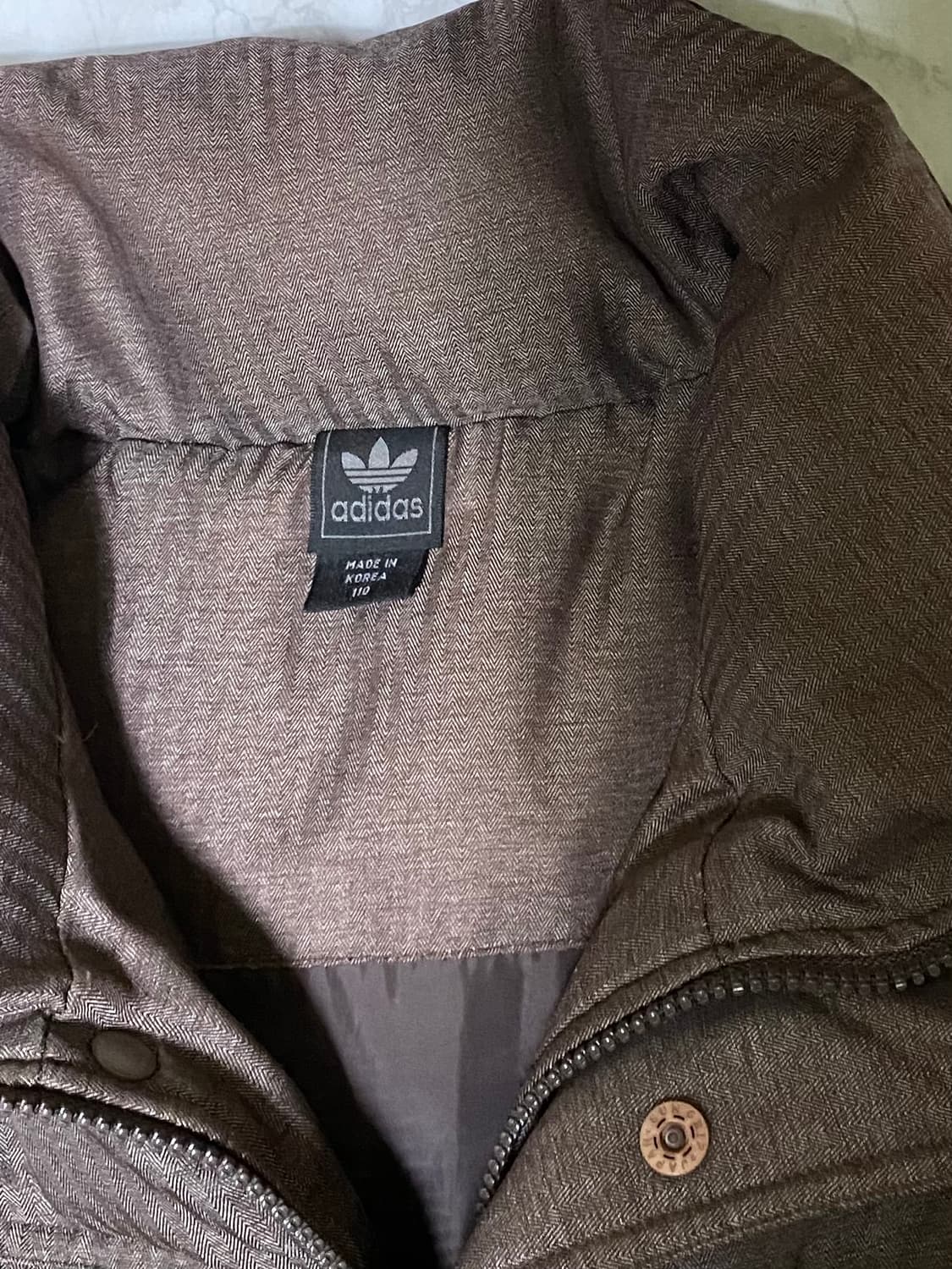아디다스 브라운 패딩 점퍼 110 사이즈 상품이미지2