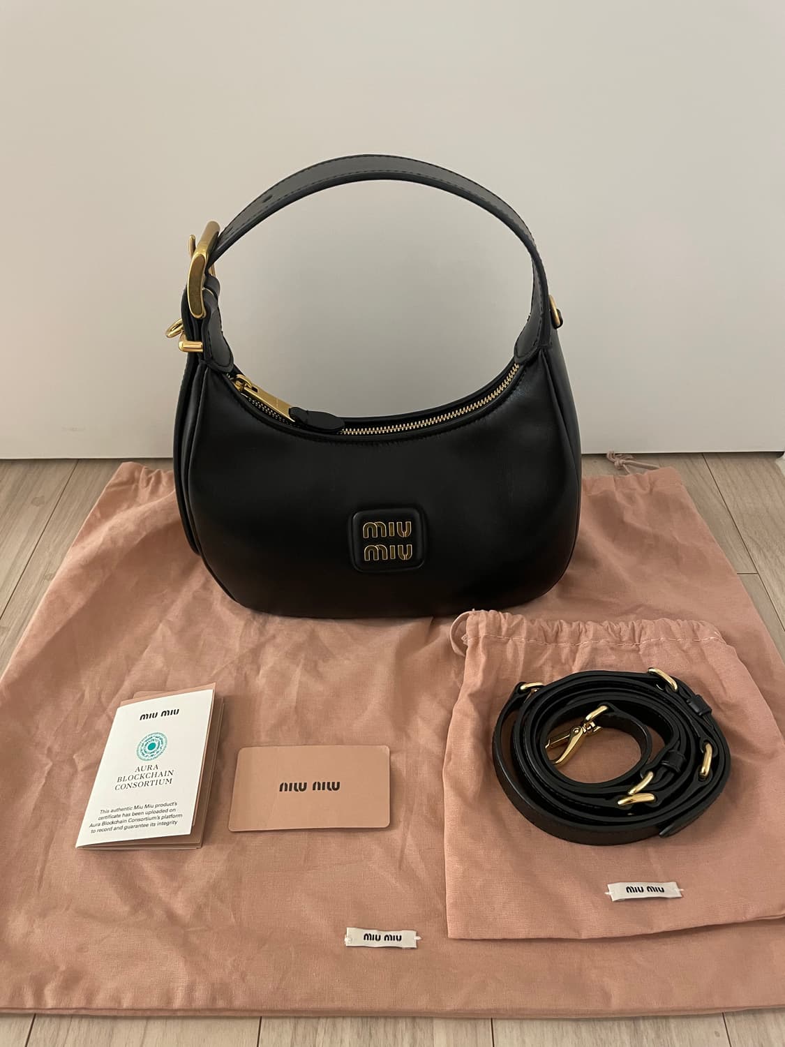 미우미우 호보백 스몰 상품이미지10