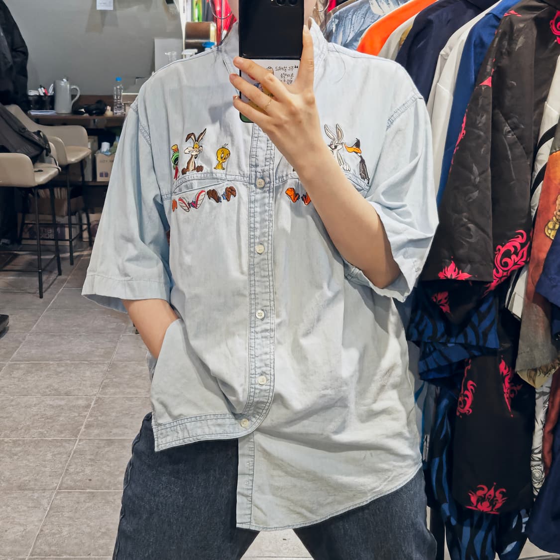 [NO.9] 워너브로스 루니툰 라이트 데님 반팔 셔츠 상품이미지2