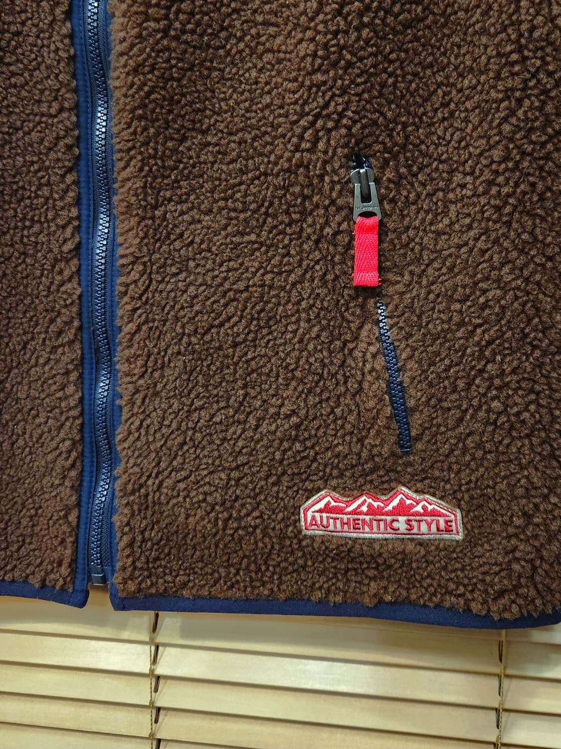 Jeep 지프 플리스 뽀글이 조끼 브라운 상품이미지3