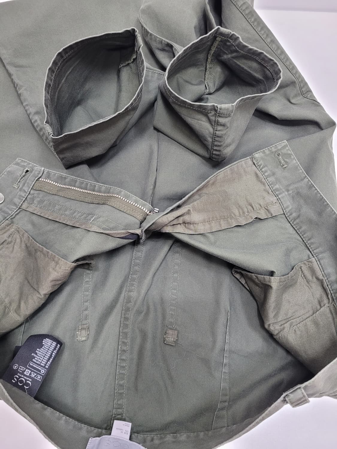 COS 코스 세미 배기핏 코튼 팬츠 / 여 160-64A 카키
 상품이미지7