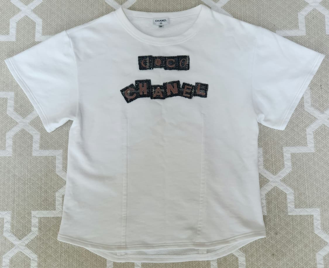 [정품] 샤넬 COCO 반팔 티셔츠 38 (여성용) 새상품급 한정판 상품이미지2