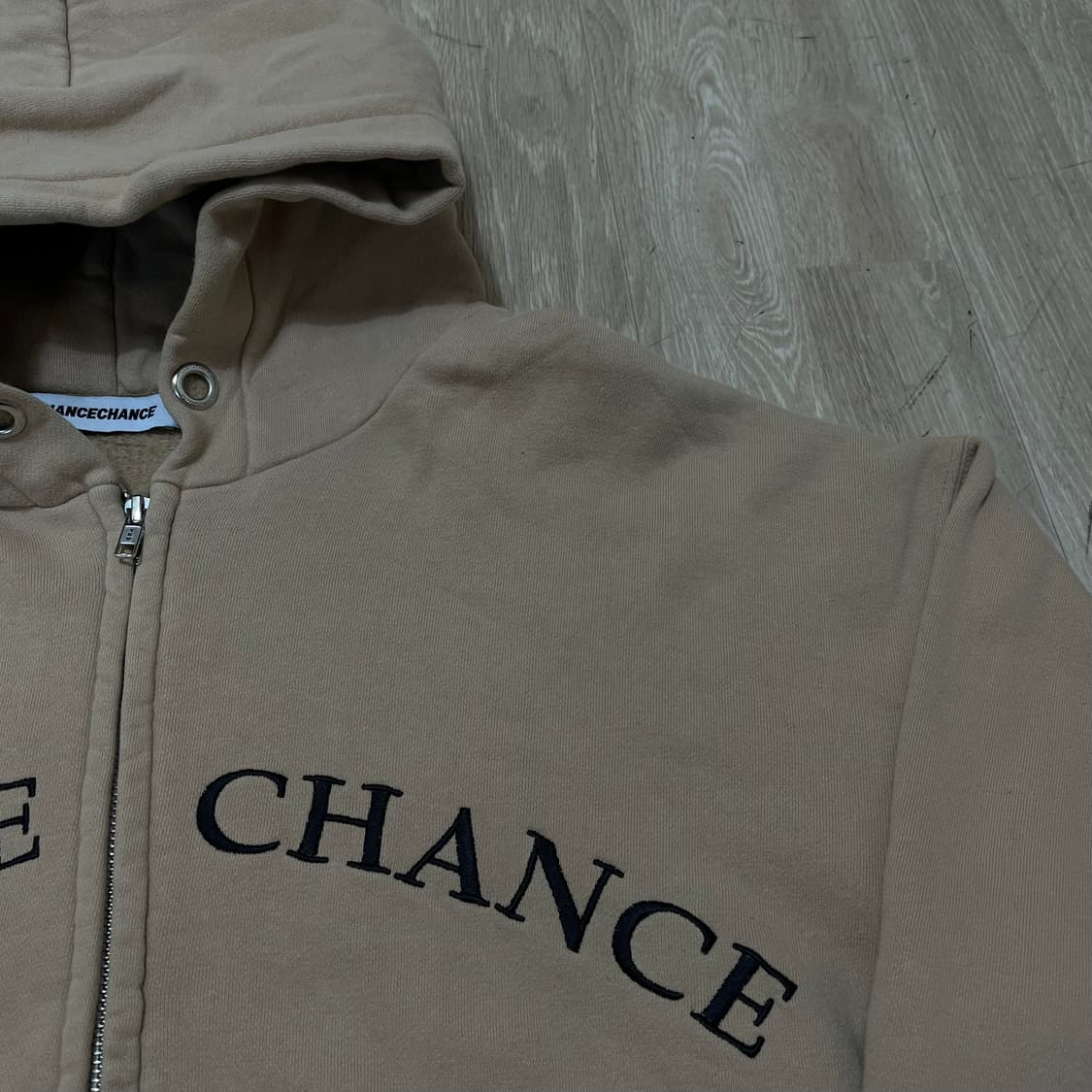 챈스챈스 여성 아치 로고 크롭 후드 집업 FREE 상품이미지4