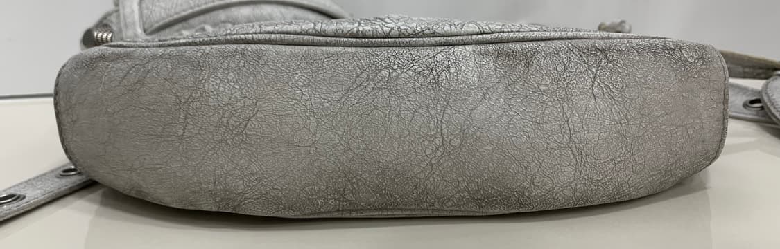 [XS]발렌시아가 르카골 숄더백 더티이펙트 화이트 가방 크로스백 엑스스몰 상품이미지4