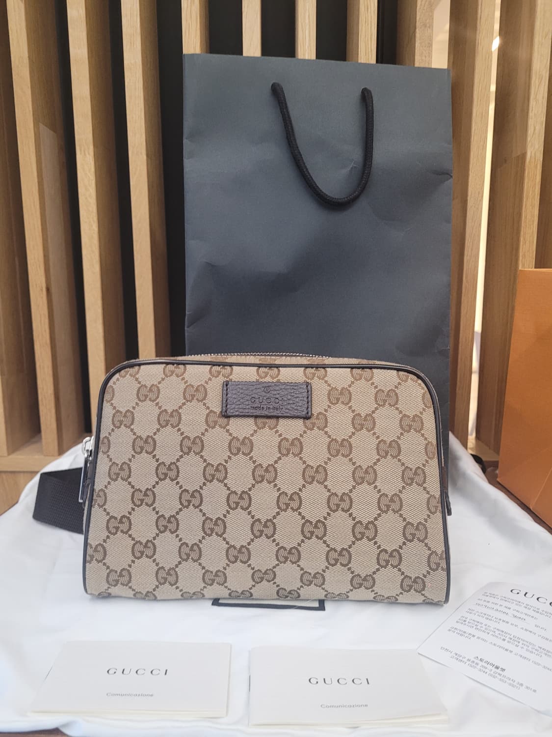 (미사용 새상품) 구찌 GG 캔버스 벨트 크로스백 상품이미지1