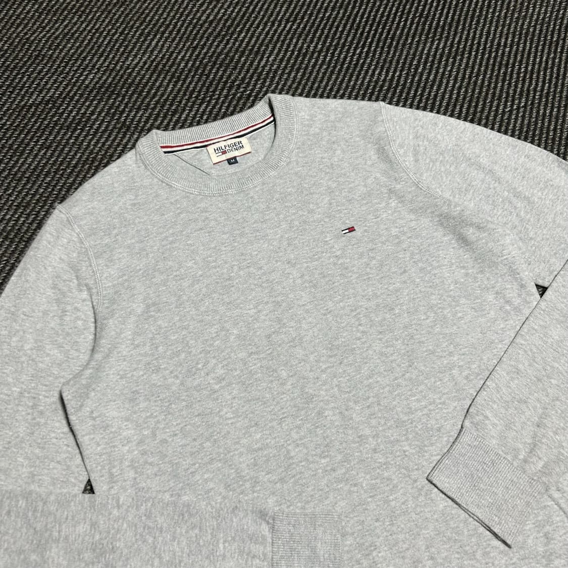 [M] Tommy 타미힐피거 그레이 라운드 니트 상품이미지3