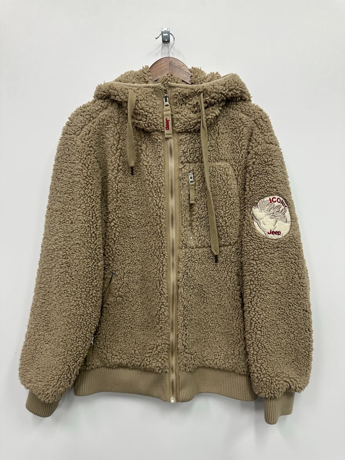 지프 베이지 뽀글이 플리스 후드집업 상품이미지1