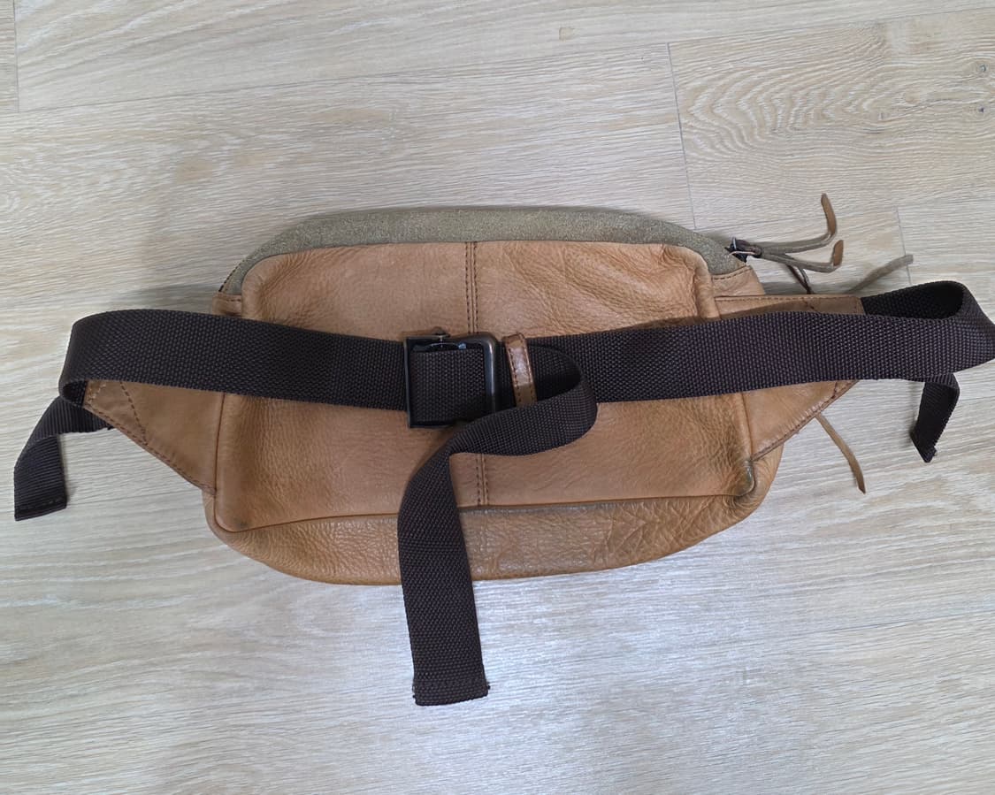 MR.OLIVE 가죽 스웨이드 힙색 상품이미지2