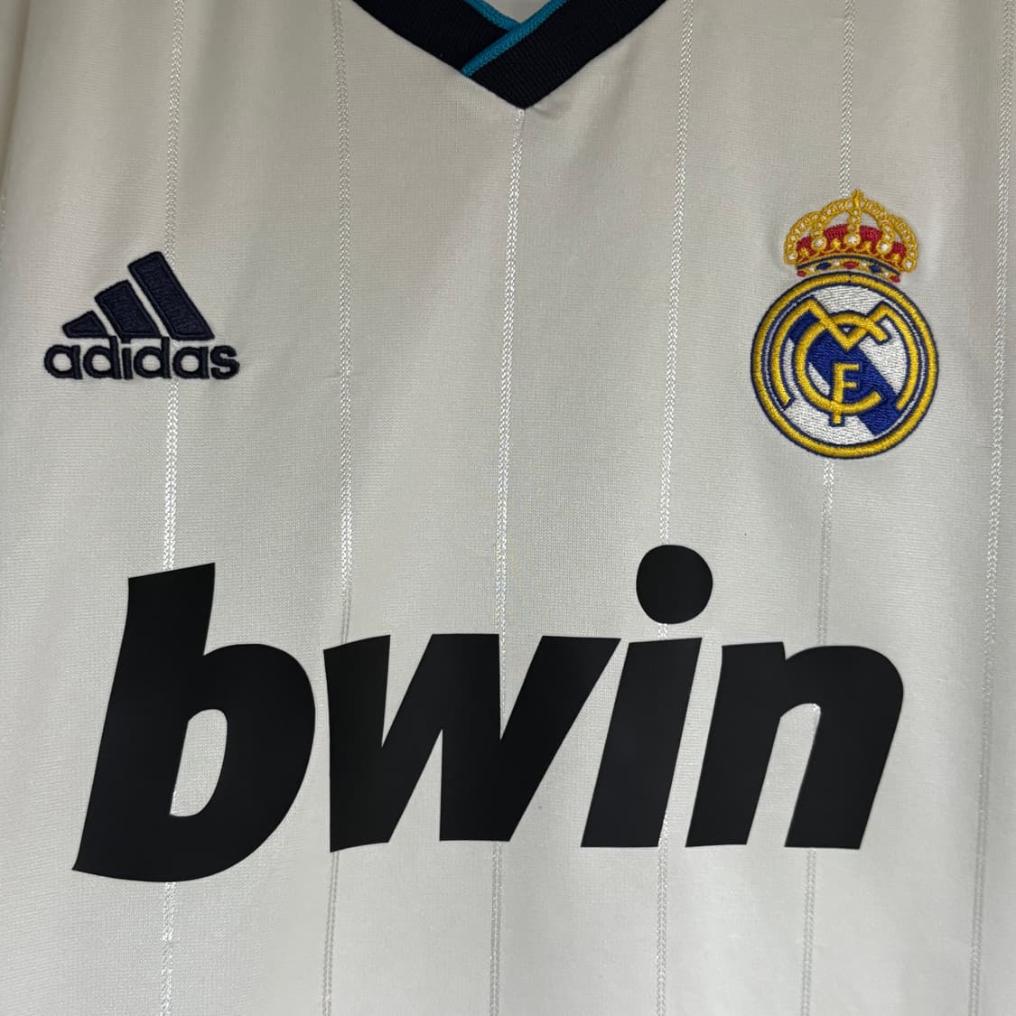 12-13 레알 마드리드 홈 챔스 호날두 유니폼 상품이미지3
