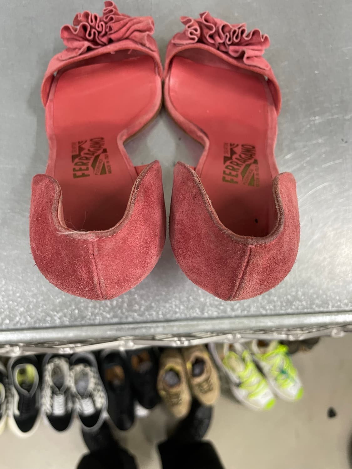 페레가모 새틴 러플 샌들 6.5 상품이미지9