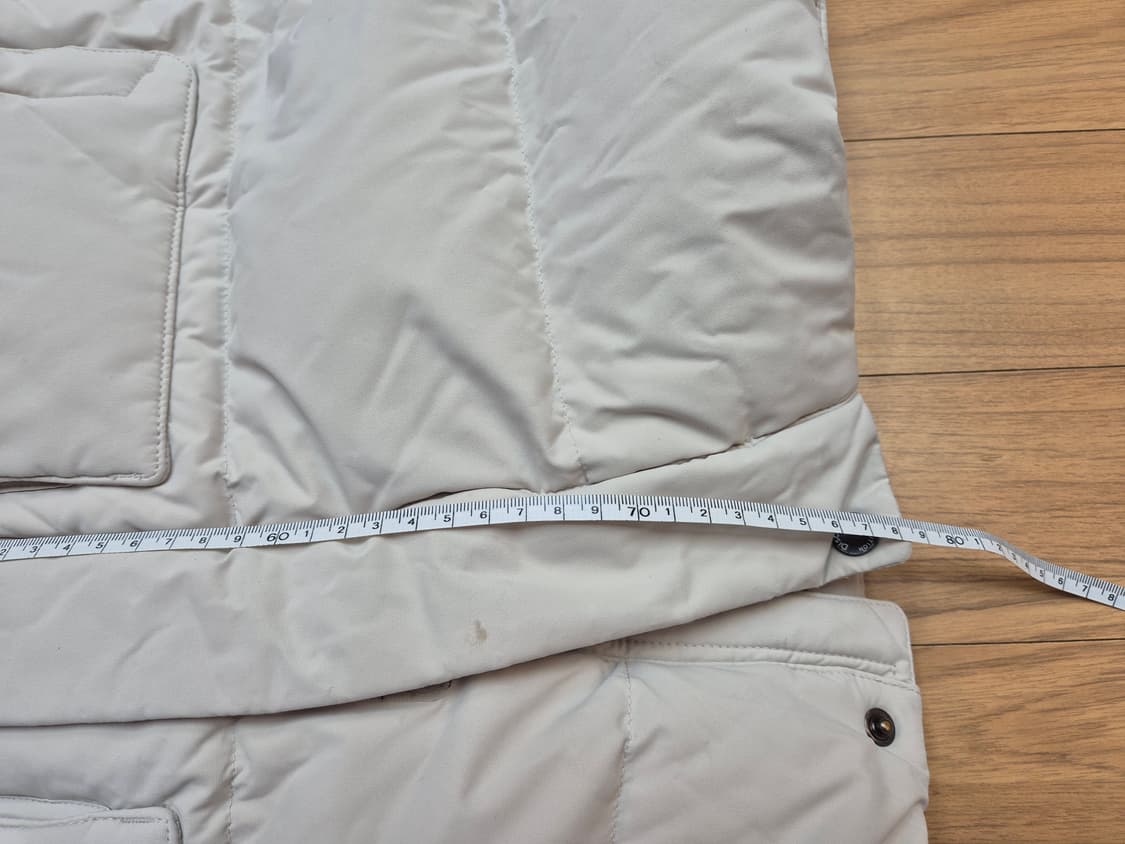 디스커버리 익스페디션 키즈 롱패딩 아이보리 색상입니다. 사이즈는 130입 상품이미지3