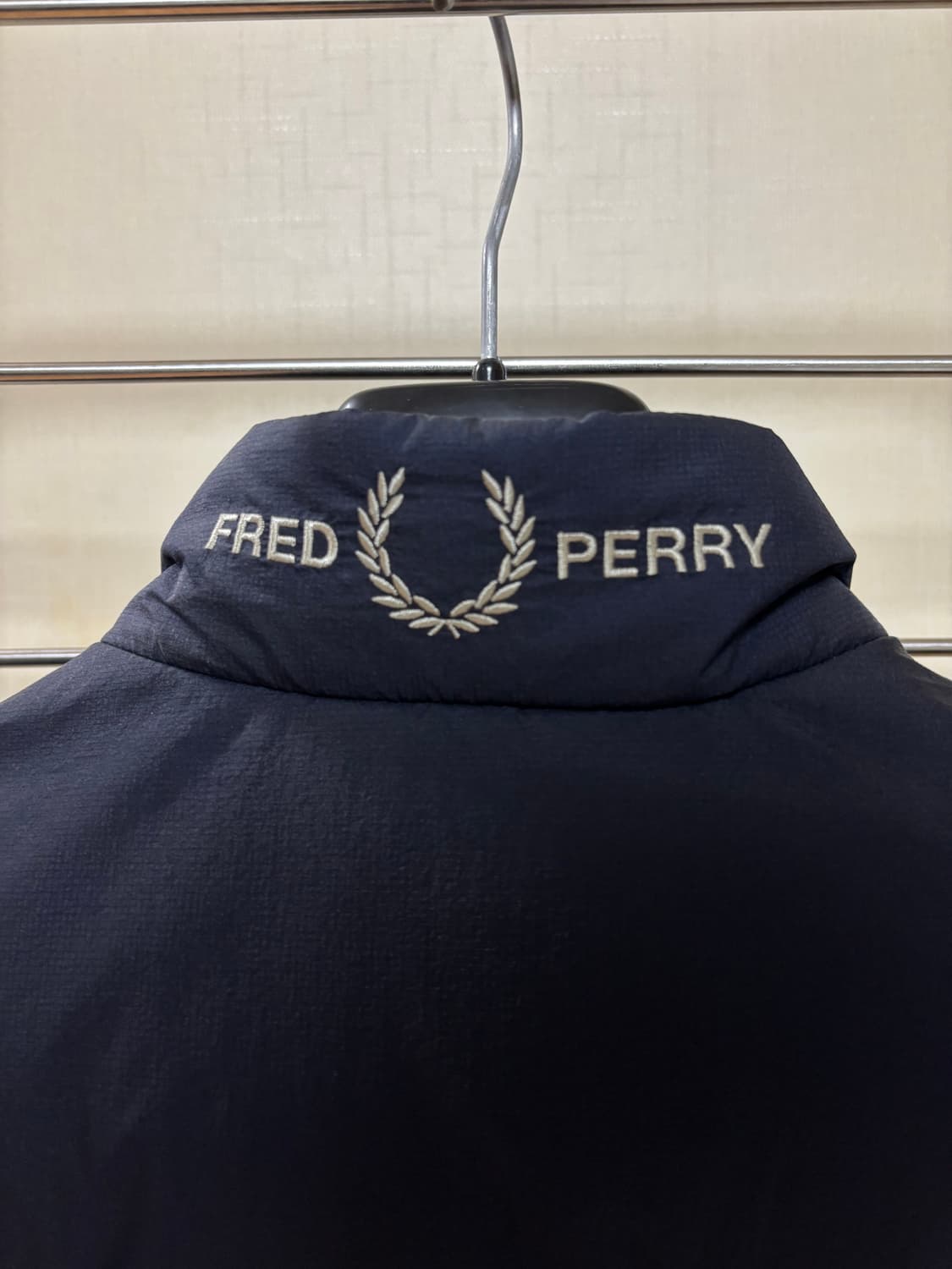 프레드페리 패딩 베스트 상품이미지3