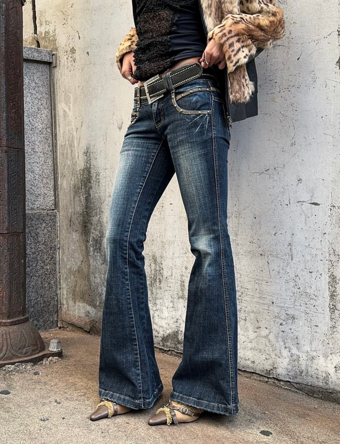 Denim stud boot-cut jean 상품이미지2