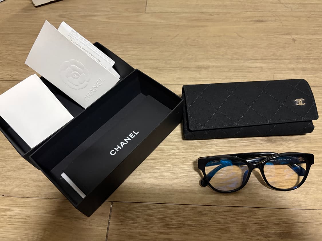 샤넬 안경 상품이미지1