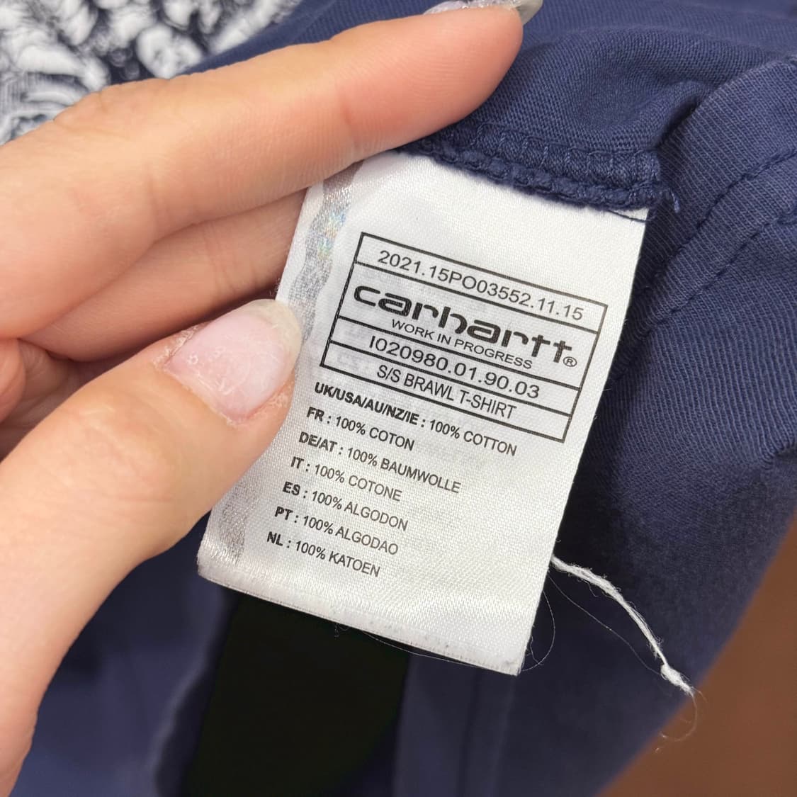 칼하트 그래픽 프린팅 반팔 티셔츠 빅로고 아트워크 디테일 네이비 상품이미지8