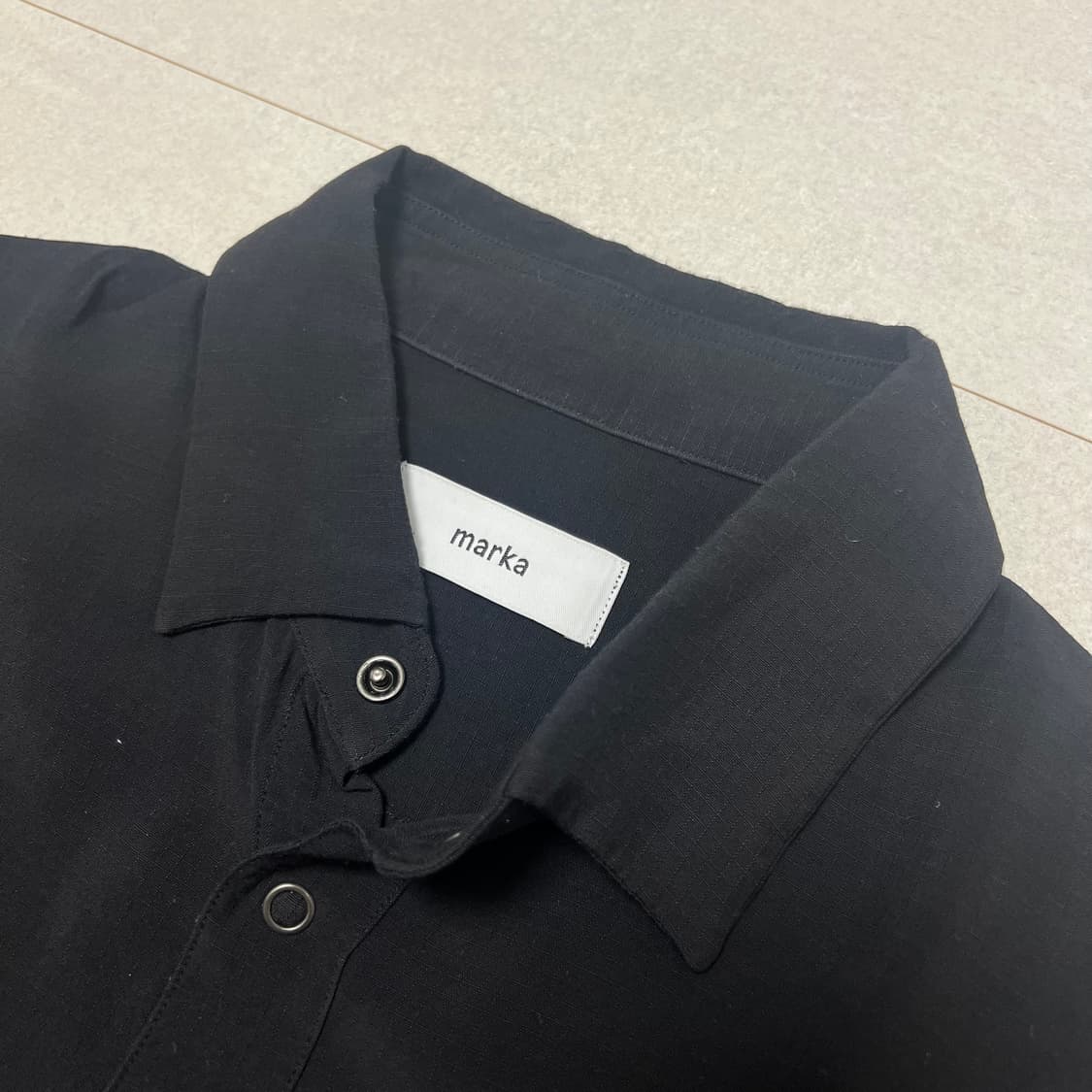 마카 marka 블랙 레이온 반팔 셔츠 상품이미지2