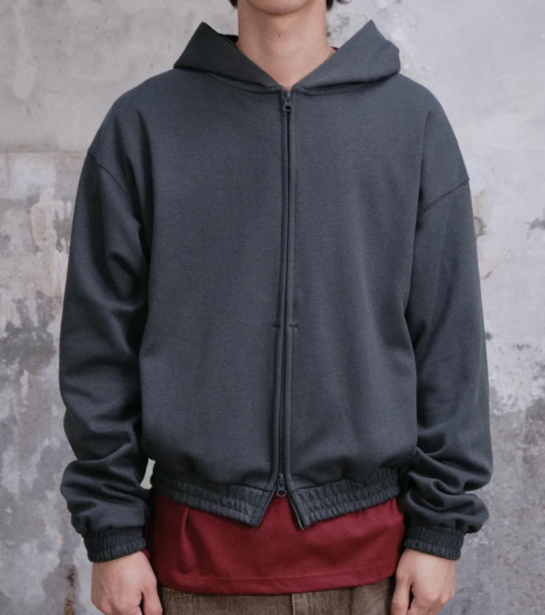 다이브인 라이트 크롭 후드 집업 차콜 1사이즈 상품이미지1