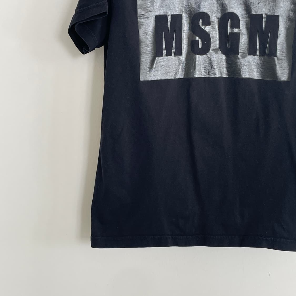 MSGM M,66 브러시드 로고 블랙 반팔 티셔츠 상품이미지3