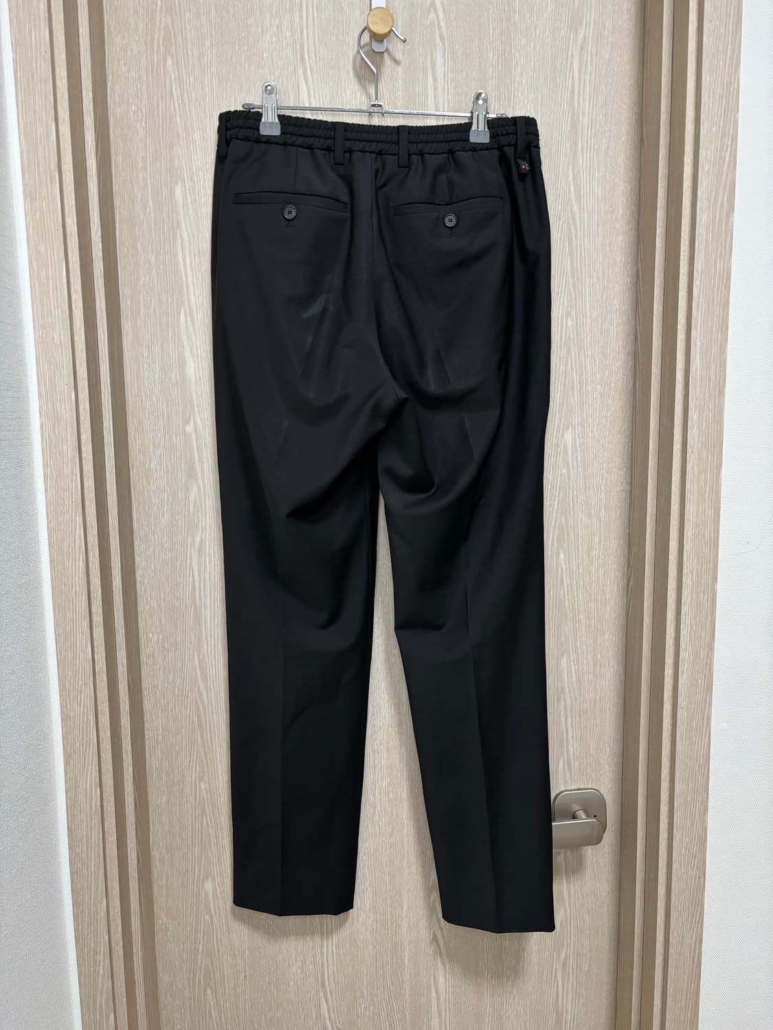 알레그리 울 투턱 밴딩 슬랙스29~31/블랙 상품이미지4