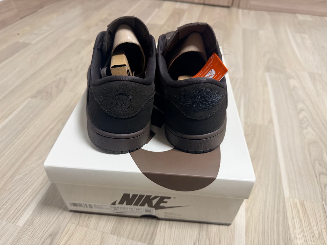 나이키 조던1 트래비스 스캇 벨벳 브라운 275 상품이미지2