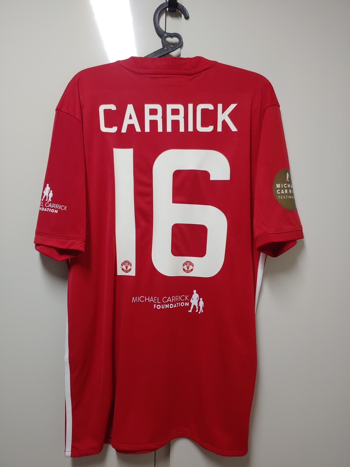 M 16-17맨유 홈 반팔 캐릭 은퇴경기기념 상품이미지2