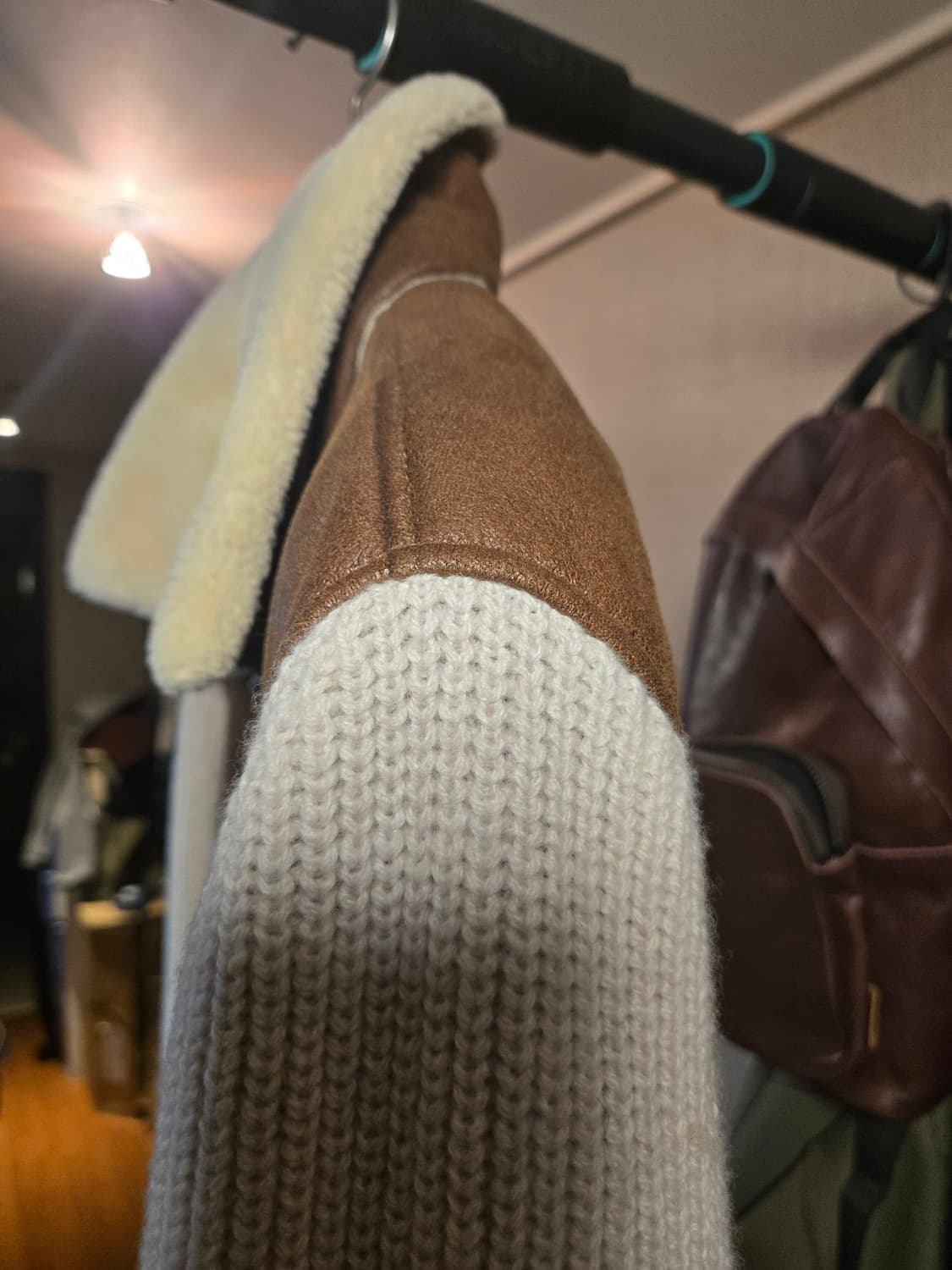 그란싸소 니트 슬리브 가죽 하이브리드 자켓 니트패딩 상품이미지5