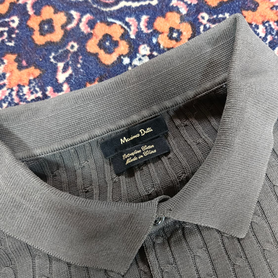 (미사용)마시모두띠 카키 3버튼 카라넥 반팔 니트 L 상품이미지6