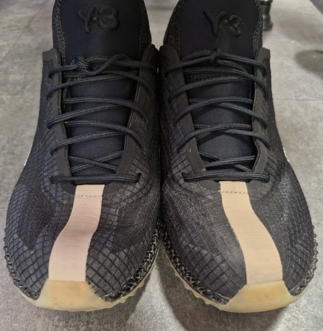 아디다스 Y-3 러너 4D 블랙 세서미 상품이미지3