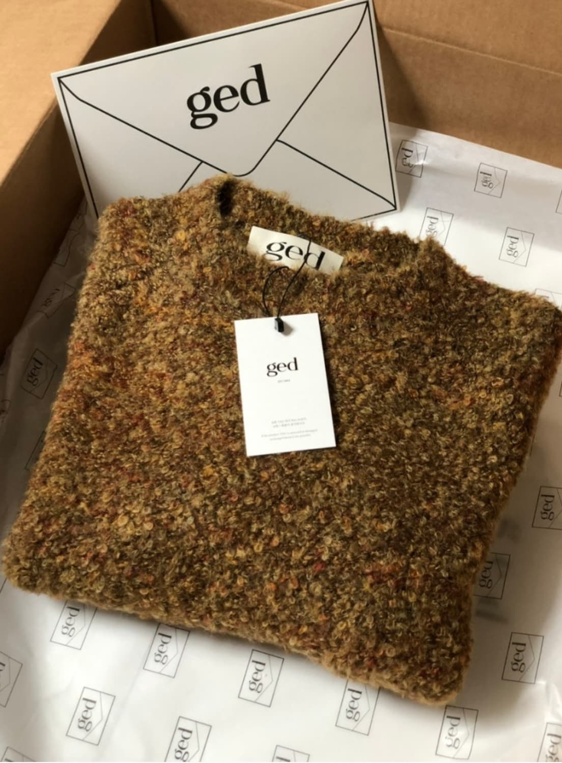 게드 GED 라운드 부클 니트 상품이미지5