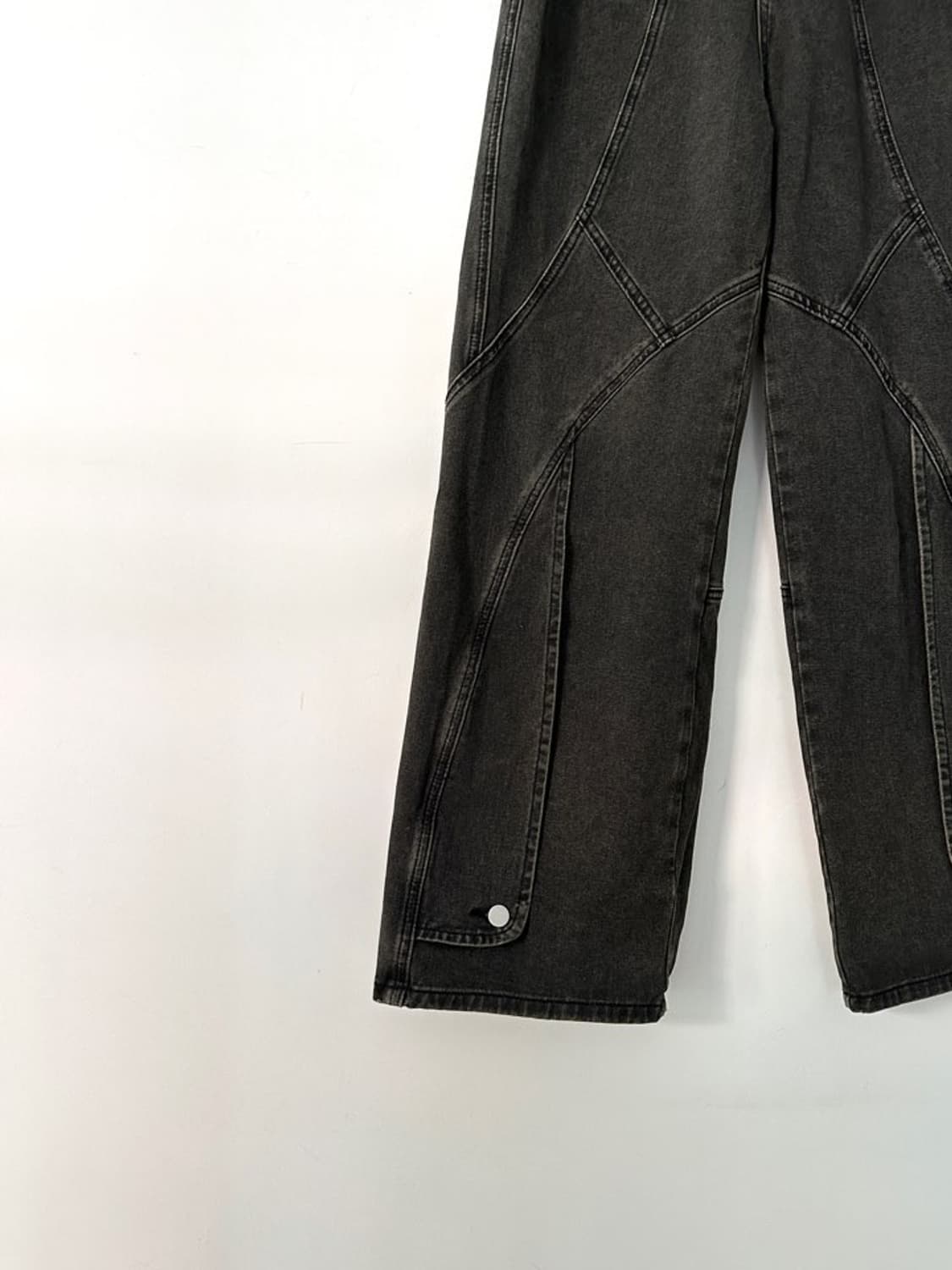 Curved variation stud pants  상품이미지6