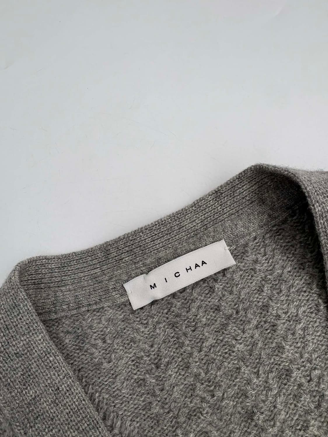 [F] 미샤 MICHAA 한섬 2020년 신형 케이블 니트 가디건 상품이미지5