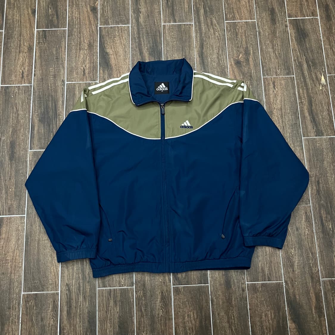 아디다스 올드스쿨 바람막이 자켓 상품이미지7
