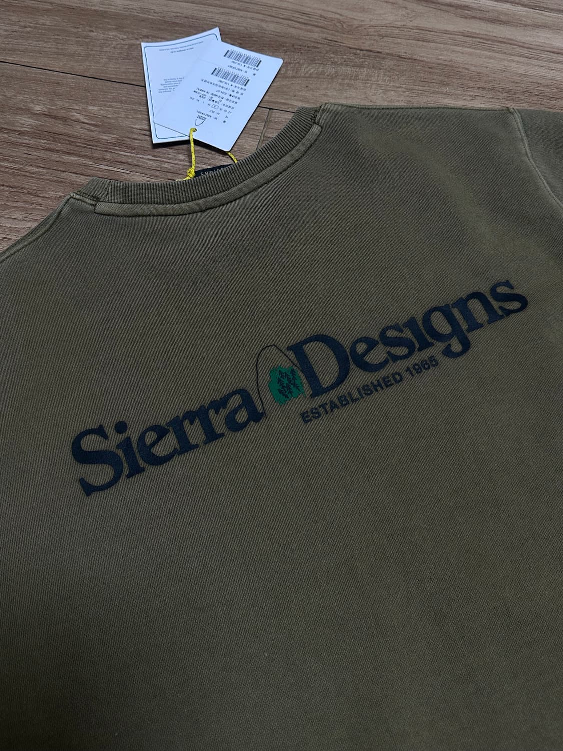 시에라디자인  맨투맨 새상품 상품이미지3