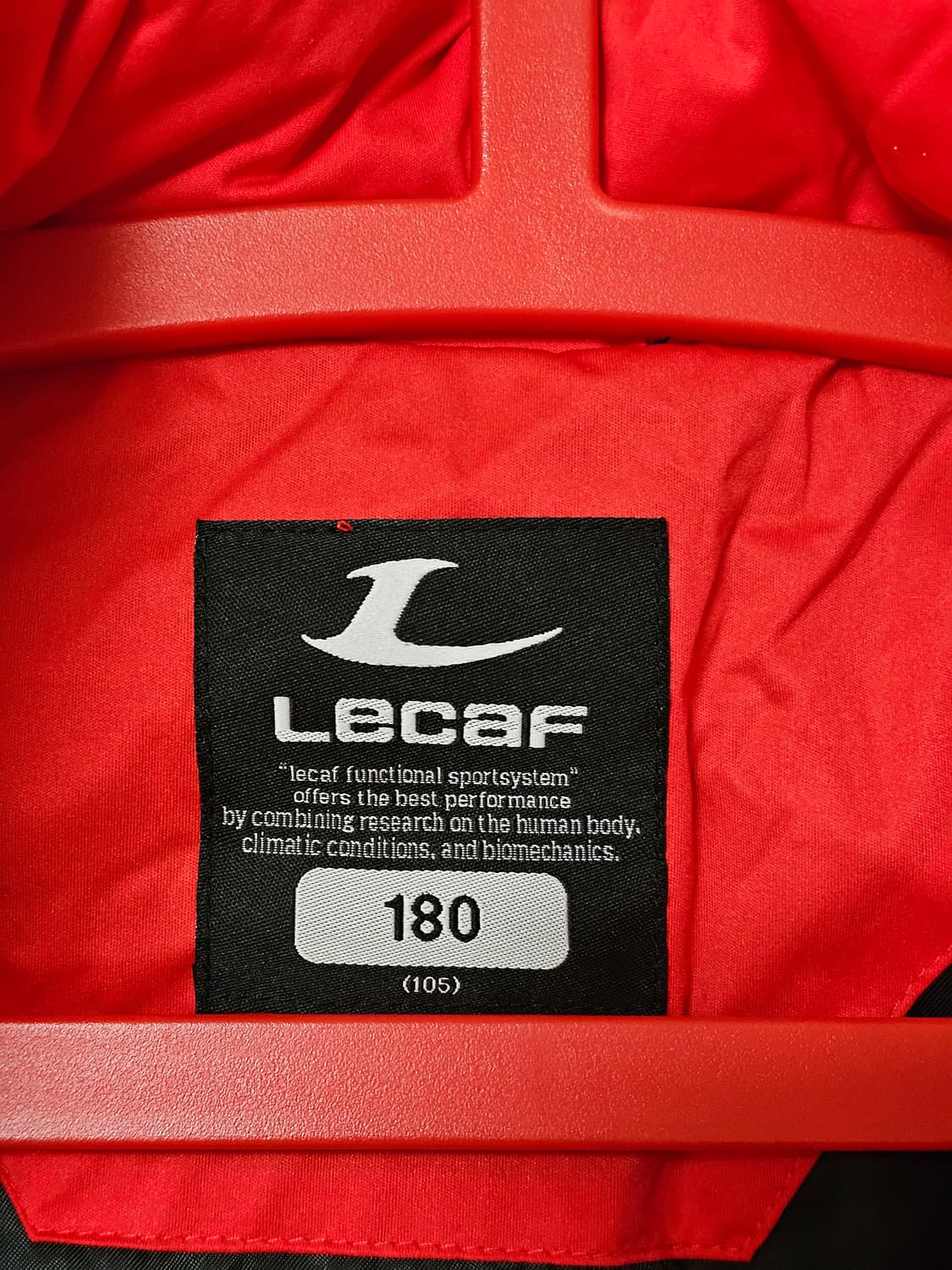 르까프(LECAF) 패딩 점퍼 180(105) 사이즈


르까프 기능성  상품이미지2